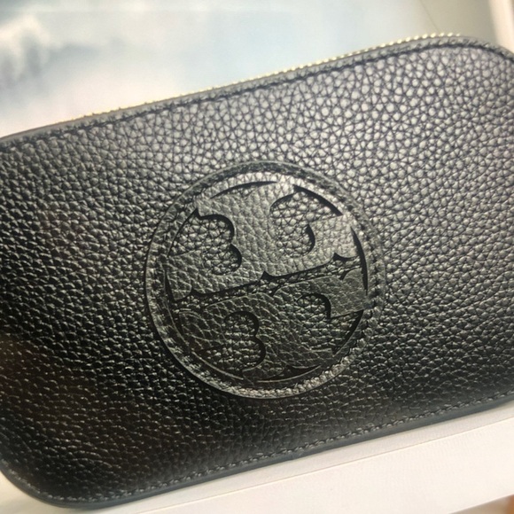Tory Burch Black Textured Wristlet